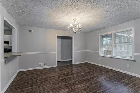 Living - 180 Sears Cir, Covington, GA 30016 photo 4 of 5