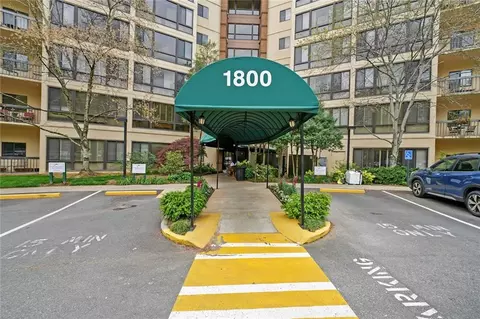 1800 Clairmont Lk #A223, Decatur, GA 30033