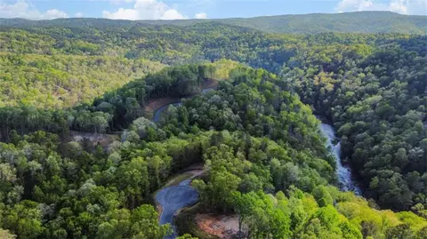 274 Canoe Way, Talking Rock, GA 30175
