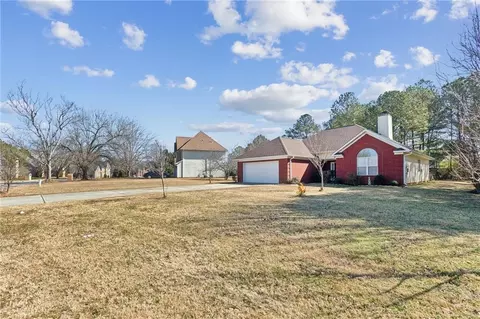 1107 E Shoreview Rd, Mcdonough, GA 30253 photo 3