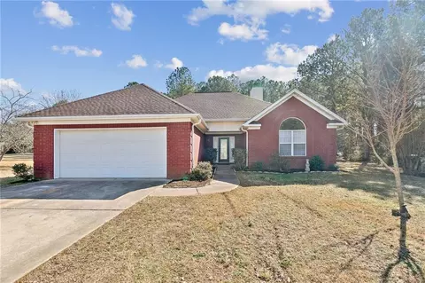 1107 E Shoreview Rd, Mcdonough, GA 30253