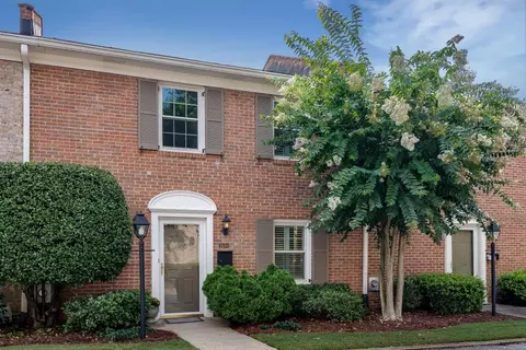 1654 Executive Park Ln, Atlanta, GA 30329