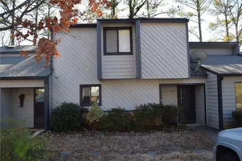 288 Heathersett Dr SW, Marietta, GA 30064