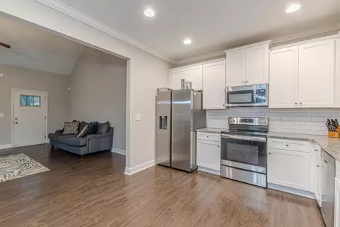 55 Oakbrook Ln, Covington, GA 30016 photo 8