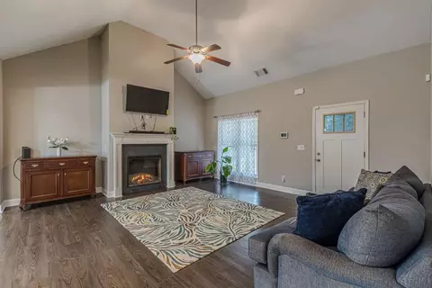 55 Oakbrook Ln, Covington, GA 30016 photo 6
