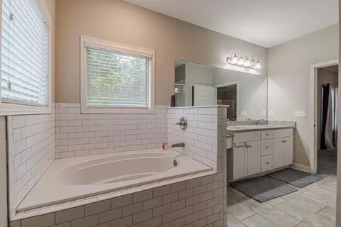 55 Oakbrook Ln, Covington, GA 30016 photo 18