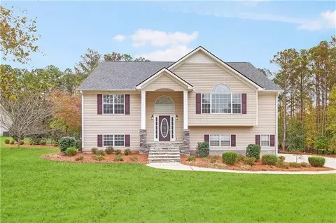 6890 Fletcher Dr, Winston, GA 30187