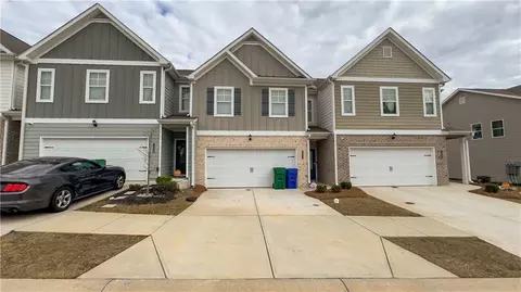 7540 Knoll Hollow Rd, Lithonia, GA 30058