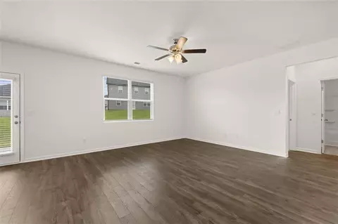 Living - 185 Amberjack Trl, Covington, GA 30016 photo 4 of 5