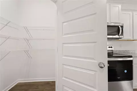 Entry Way - 185 Amberjack Trl, Covington, GA 30016 photo 2 of 9
