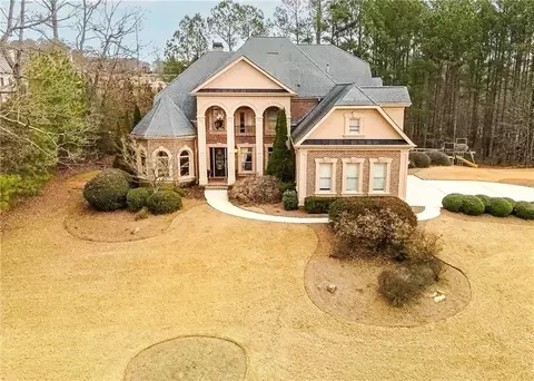 110 Robinwood Ct, Fayetteville, GA 30214