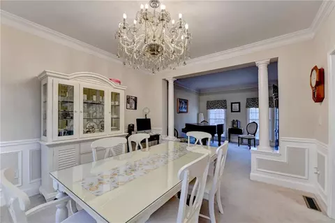 Dining - 3300 Oak Hampton Way, Duluth, GA 30096 photo 3 of 6
