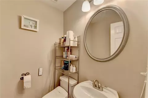 Bath - 3300 Oak Hampton Way, Duluth, GA 30096 photo 1 of 5