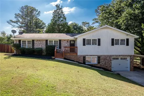 1022 Washington Ave, Woodstock, GA 30188
