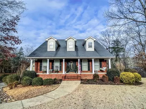 3 Westridge Pl, Rome, GA 30165