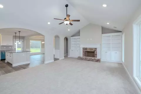 332 Advent Dr, Winder, GA 30680 photo 2