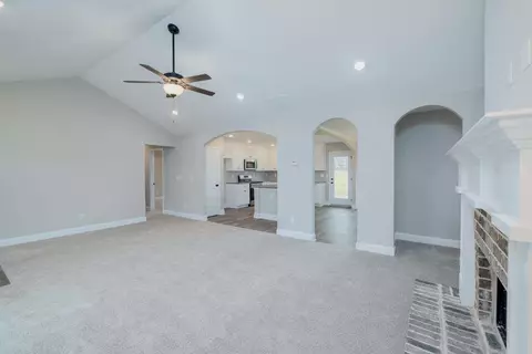 332 Advent Dr, Winder, GA 30680 photo 5