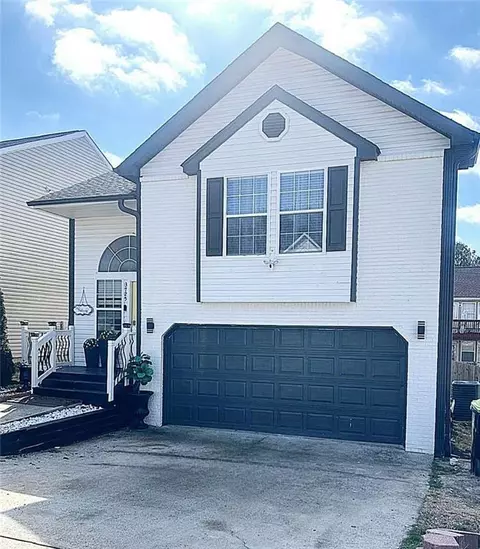 3725 Longview Dr, Douglasville, GA 30135