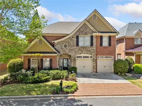 445 Wembley Cir, Atlanta, GA 30328
