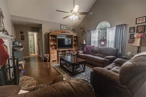 42 Windrush Dr, White, GA 30184 photo 10