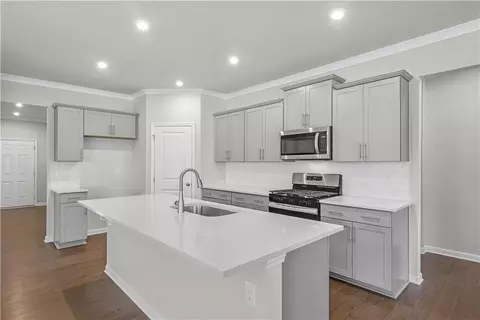 404 Village Ln, Fairburn, GA 30213