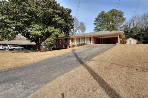 2798 Tralyn Ct, Decatur, GA 30034