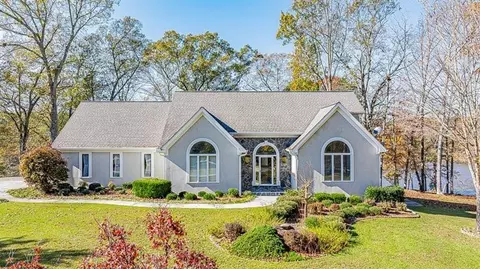205 Pine Knott Rd, Fayetteville, GA 30214