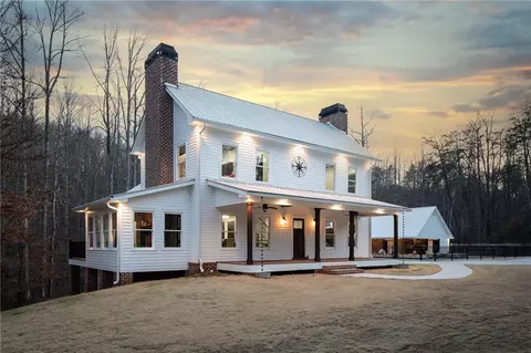 6930 Nichols Cove Dr, Dawsonville, GA 30534