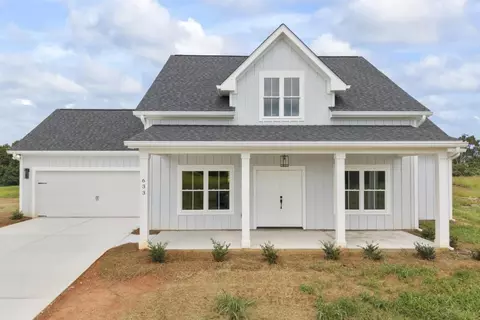 633 Racetrack Rd, Toccoa, GA 30577