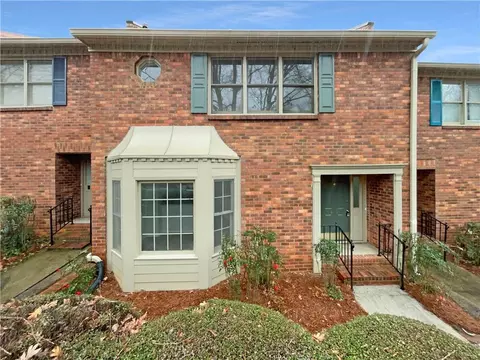6295 Windsor Trace Dr, Peachtree Corners, GA 30092