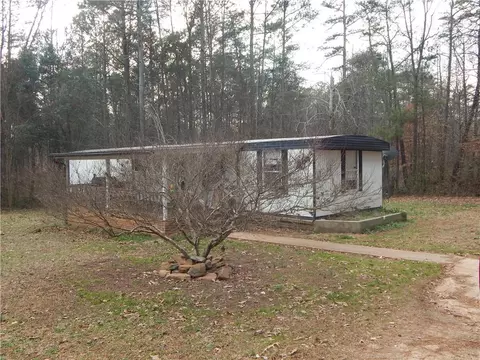 324 Pinetree Rd, Toccoa, GA 30577 photo 2