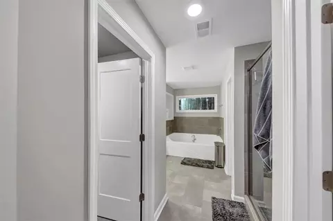 Entry Way - 557 Clinton Dr, Temple, GA 30179 photo 8 of 8
