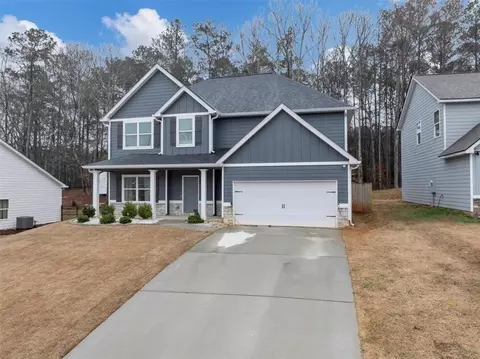 Exterior - 557 Clinton Dr, Temple, GA 30179 photo 8 of 9