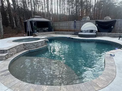 Exterior - 557 Clinton Dr, Temple, GA 30179 photo 9 of 9