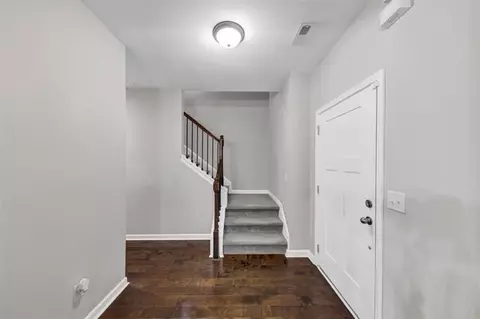 Entry Way - 557 Clinton Dr, Temple, GA 30179 photo 3 of 8