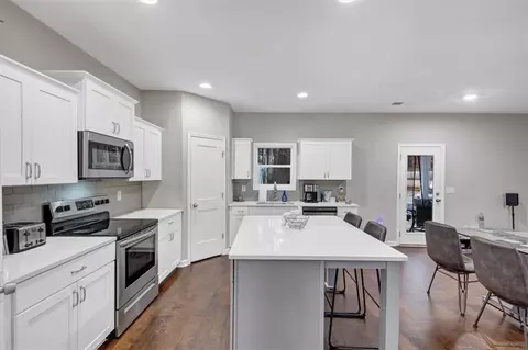 Kitchen - 557 Clinton Dr, Temple, GA 30179 photo 1 of 6