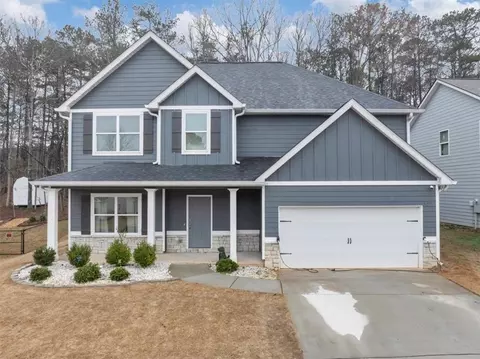Exterior - 557 Clinton Dr, Temple, GA 30179 photo 3 of 9