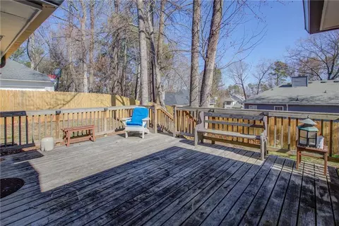 8865 Pine Tree Cir, Gainesville, GA 30506 photo 19