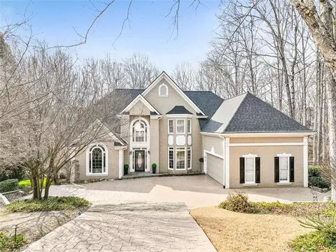 453 Pegamore Creek Dr, Powder Springs, GA 30127
