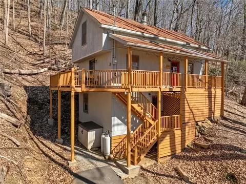 176 Lookout Rdg, Cleveland, GA 30528