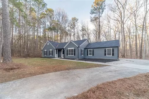 1359 Millhollow Dr, Monroe, GA 30655