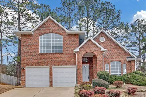 560 Woodstone Rd, Lithonia, GA 30058