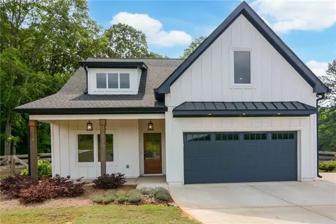 294 Highway 60, Hoschton, GA 30548