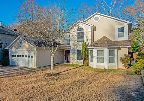 8960 Terrace Club Dr, Roswell, GA 30076