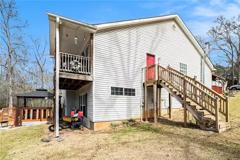 691 Mount Tabor Rd, Oxford, GA 30054