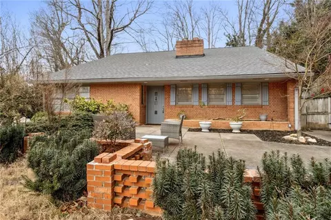 760 Hillside Dr, Gainesville, GA 30501