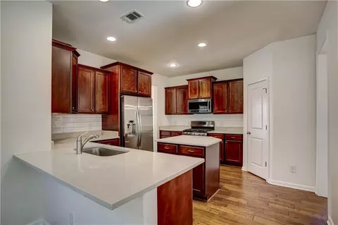 3769 Baxley Point Dr, Suwanee, GA 30024 photo 14