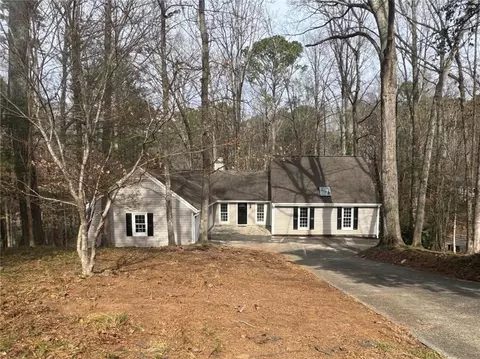 5073 Willow Point Pkwy, Marietta, GA 30068