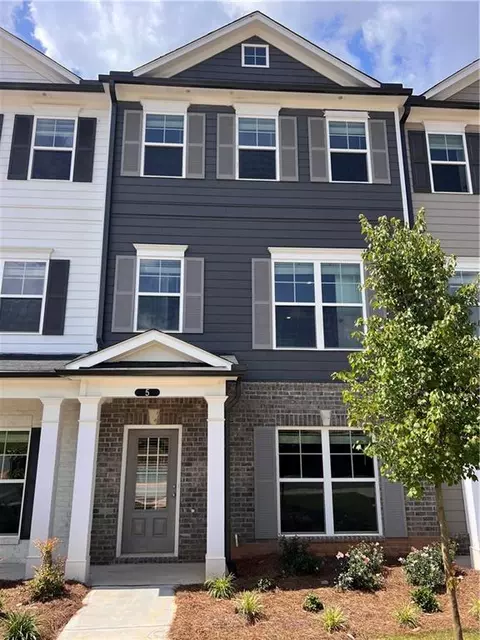 5 Mercury Ln #35, Newnan, GA 30265