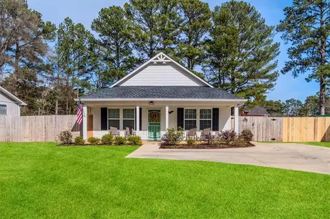 4 Burnett Cir SW, Rome, GA 30165